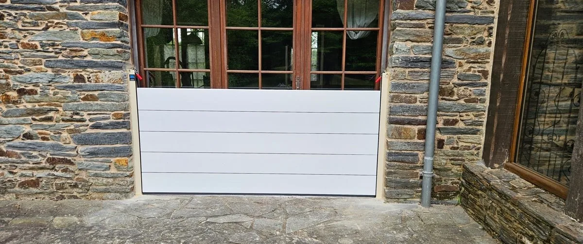 Installation batardeau anti-inondation porte Loire-Atlantique